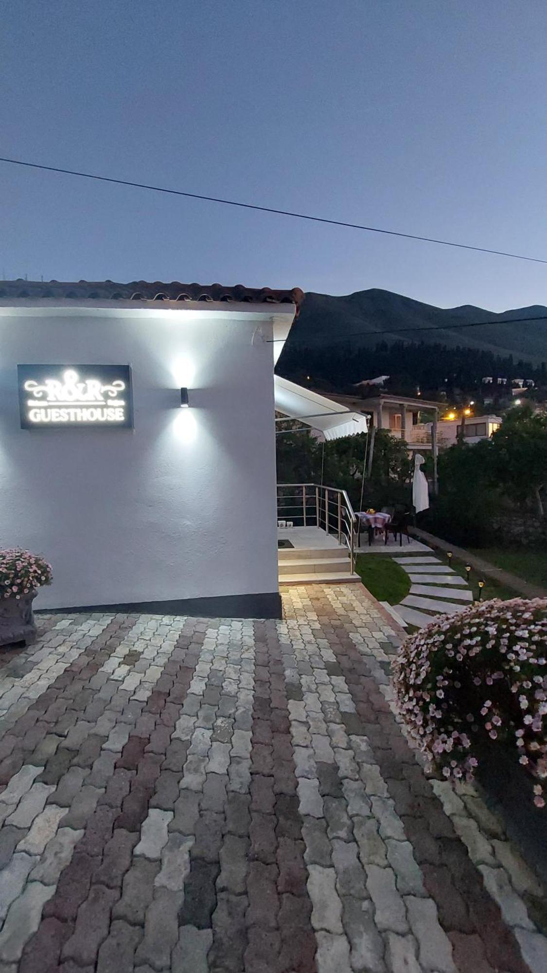 R&R Gesthouse Hotel Široka Exterior foto