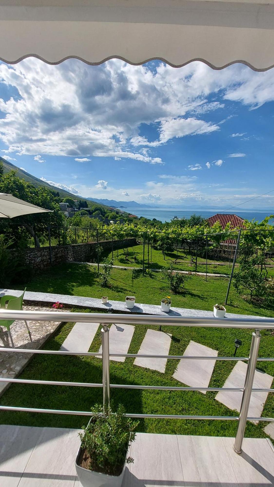 R&R Gesthouse Hotel Široka Exterior foto