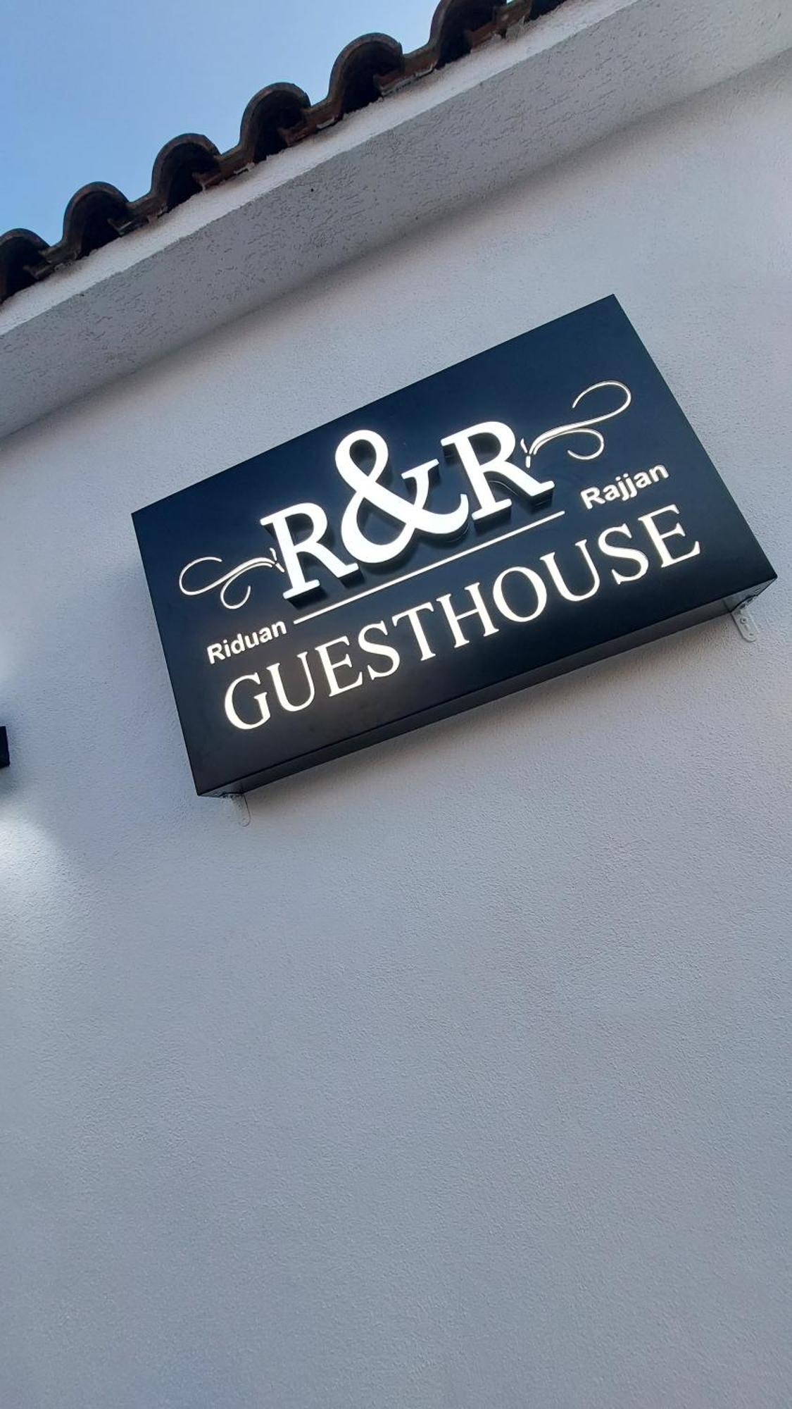 R&R Gesthouse Hotel Široka Exterior foto